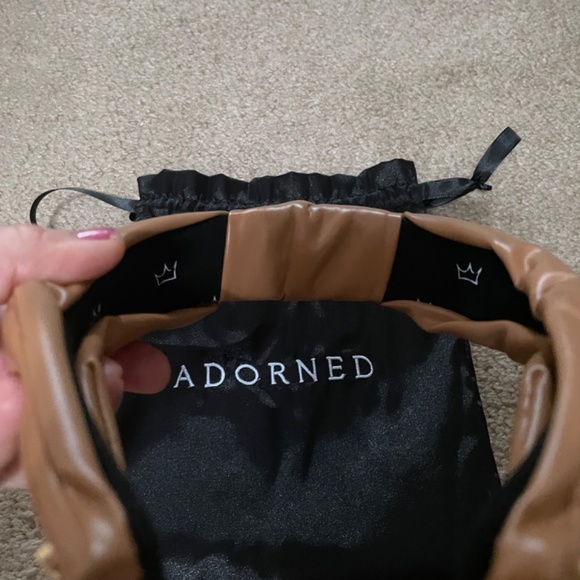 New adorned vegan leather headband w/pouch - Picture 3 of 4